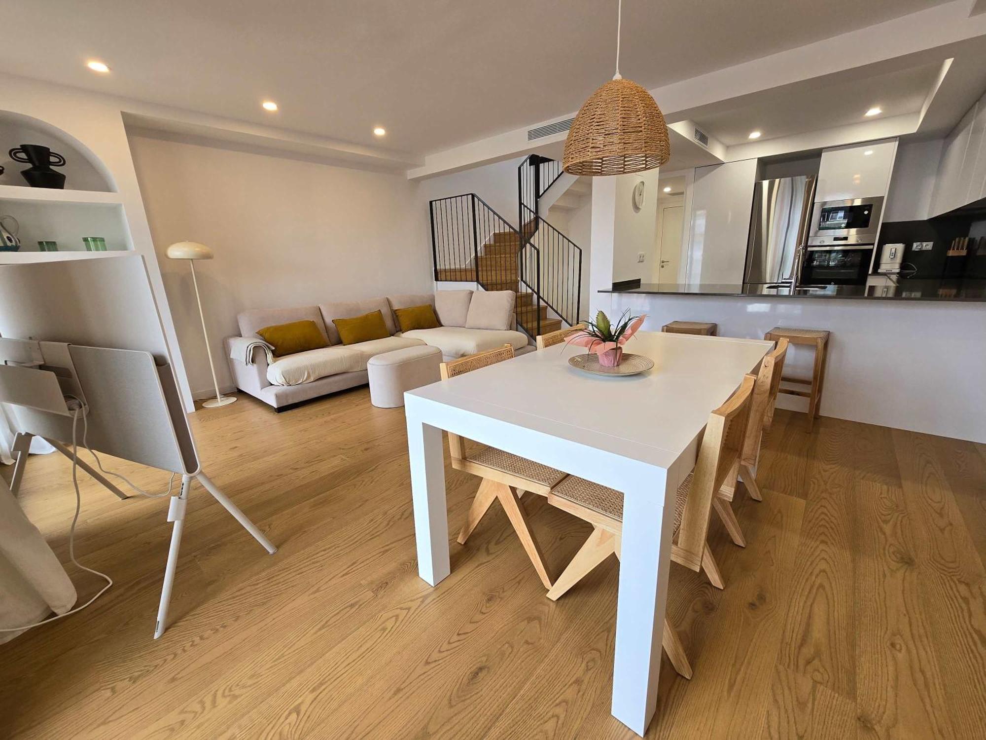 Appartement Eixample Penthouse - Bright 2br Duplex With Terraces *